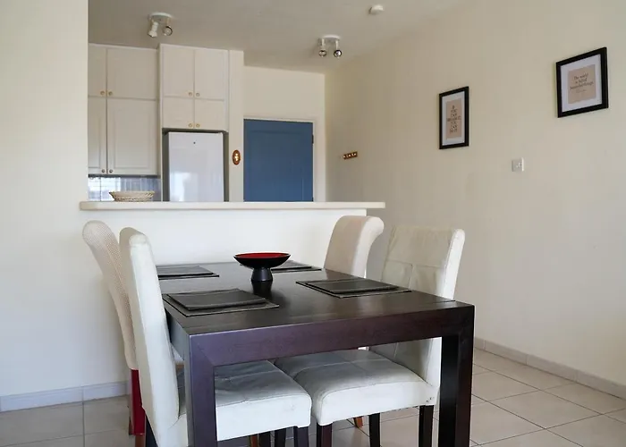 Resitour Paradise Gardens Apartment *