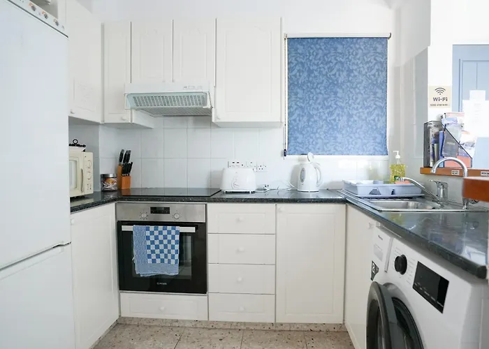 Resitour Paradise Gardens Apartamento Paphos