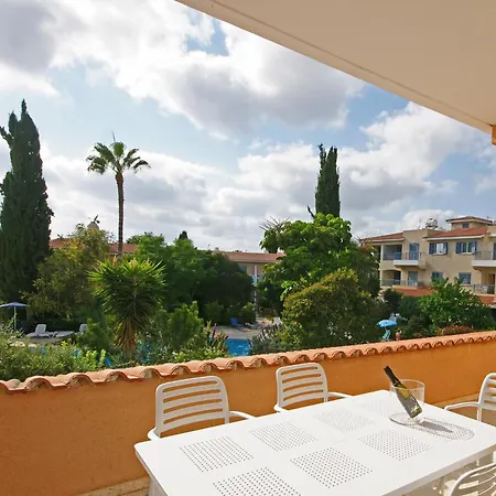 Resitour Paradise Gardens Apartment