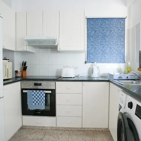 Resitour Paradise Gardens Apartment Paphos